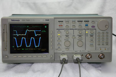 Tektronix TDS794D 2 ghz 4 ch digital oscilloscope 