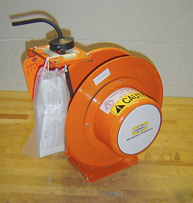 Hubble g series cable reel 16 awg 4 conductor 20 ft. 