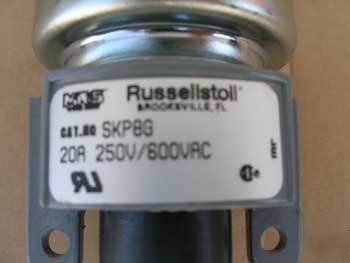 New russellstoll SKP8G everlok 20A 250VDC male end plug