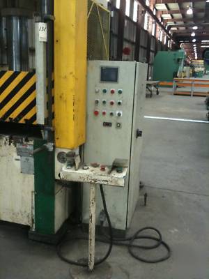 100TON sutherland dees 4-post hydrlic down acting press