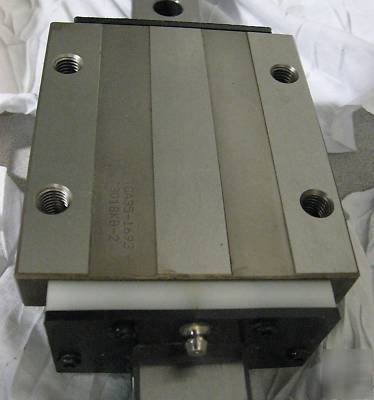 2 linear rail bearing w/ ball screw 66.5