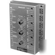 Honeywell six-stage discharge air control W7100A1053