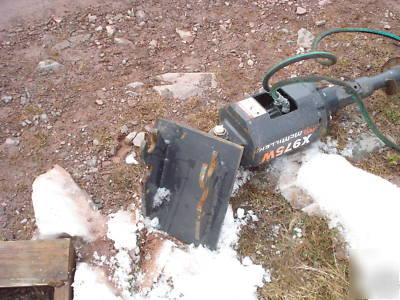Mcmillan X975W auger attachment with 6