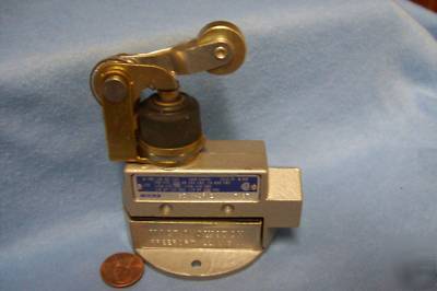 New micro switch snap switch / BZV6-2RN2 / / nice