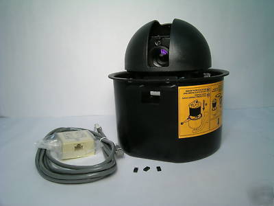 Vicon S2-MW22 surveyor 2000 b/w camera 22X pendant outd