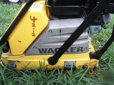 Wacker 1540 plate compactor honda 5.5 gas motor w/tank