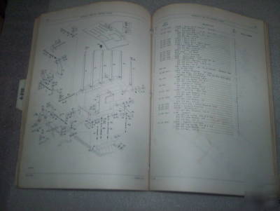 White 4-210 field boss tractor parts catalog april 1985