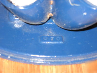 1800's miniature cast iron hargrove co hog oiler 