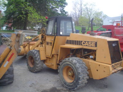 Case W11 articulating wheel front end loader