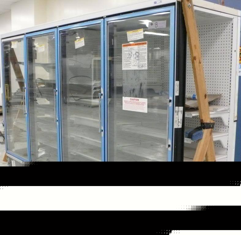 New tyler 4 door glass remote cooler case 2006 P5NGN4