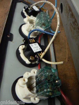 Westinghouse 4 pushbutton station start-stop w/pilots 