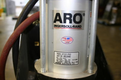 Aro high viscosity pneumatic pump