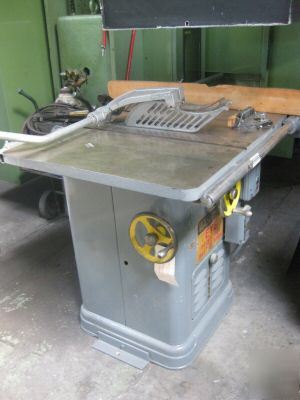 Rockwell delta 'unisaw' woodworking table saw 10