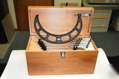 Starrett metric micrometer set (set of standards incl.)