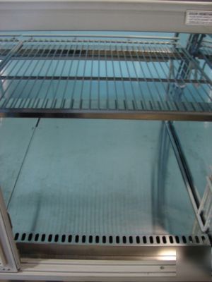 Randell curved glass refrigerated display case, 4'