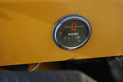 Vermeer RT200 walk behind trencher (low hours)