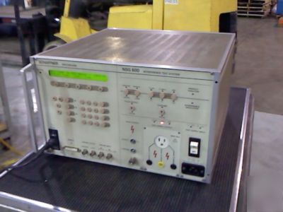 Schaffner NSG600 interference simulator with NSG625