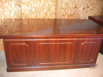 Kimball executive desk w/credenza & lateral file + more