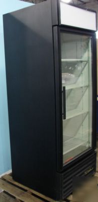 True gdm-26 single door display cooler