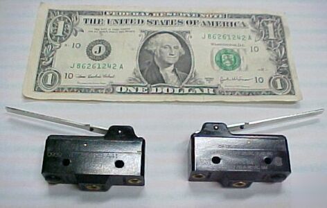 Lot 2 honeywell microswitch micro switch 125V, 250V 25A