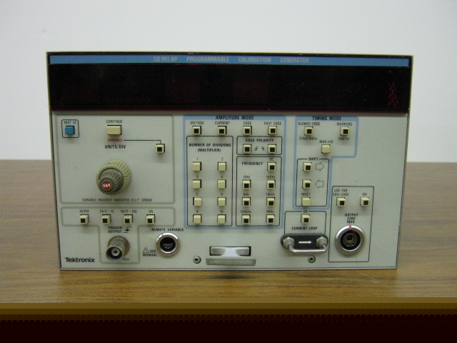 Tek tektronix CG551AP /pulse hd scope calibrator refurb