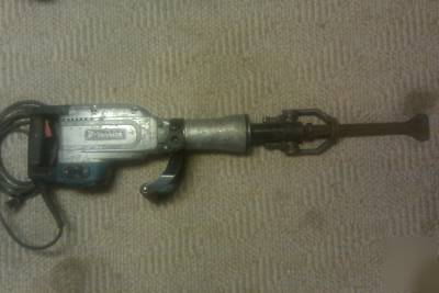  makita HM1304B 35 lb. demolition hammer w/ bits & case