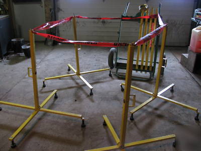 Safety barricade setup, 8 free standing holders w/cart