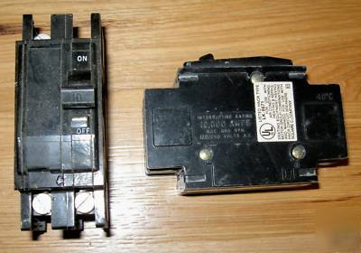 Square d qou 2 pole 10A 10 amp breaker QOU210