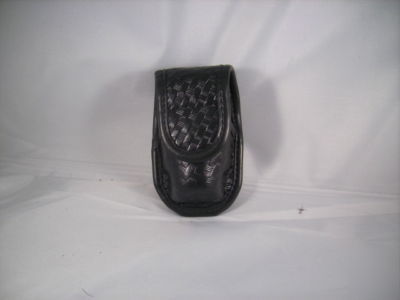 Bianchi accumold elite police tactical light pouch