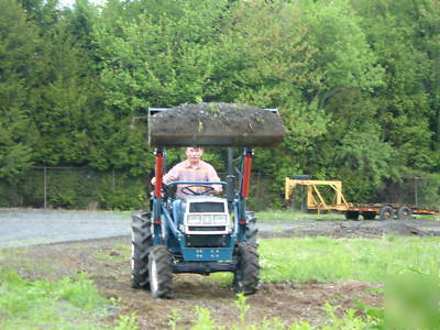 Mitsubishi 3-cyl diesel 4X4 loader tractor blade mower