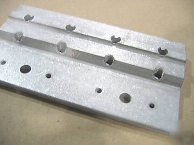 Nib 8020 inc t slot aluminum u earing 15 s 6862 tf
