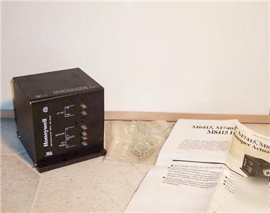 Honeywell M7415A110 damper actuator 24 vac tested