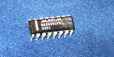 Maxim dallas MAX695CPE up supervisory ct battery backup