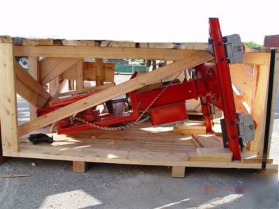 Pneumatic manipulator arm (pneumatic buddy lift)