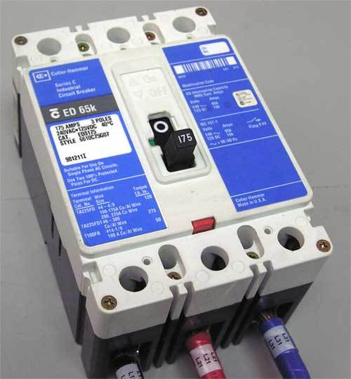 Cutler hammer ED3175 f frame molded circuit breaker 175