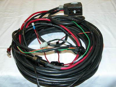 Motorola maratrac 99 ch vhf w/optional handset kit