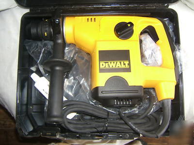 New dewalt D25404K 8.3A 1 1/8