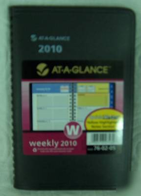 At-a-glance 2010 weekly/monthly appointment book