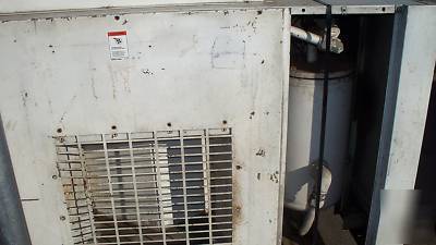 Ingersoll rand ssr-2000 250H screw compressor w/ dryer