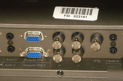 Proxima dp 8000 pureprogressive dvi lcd projector