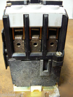 Ge CR7CK-11 size 3 contactor 600V 50 hp 120V coil 