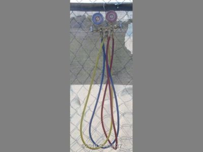 R-22 r-410A r-404A service manifold hoses gauges nice