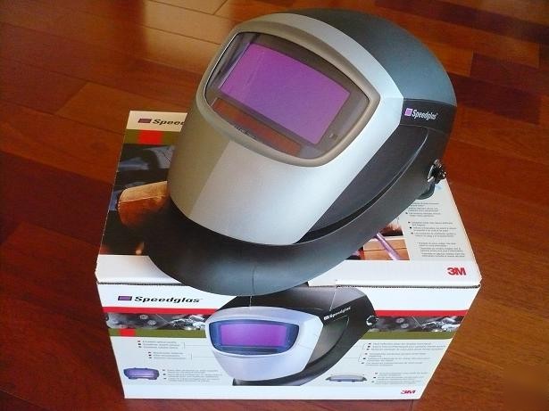 New speedglas 9002X darkening welding helmet, hornell