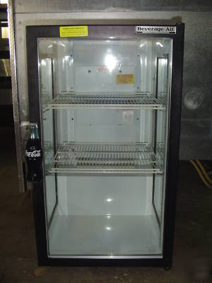 Beverage-air UR30GE countertop reach-in refridgerator 