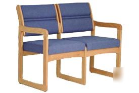Chair/2 seat without center arms medium oak blue fabric