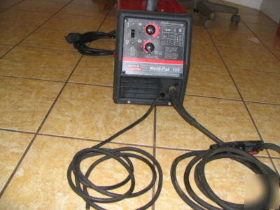 Lincoln weld-pak 155 wire feed welder
