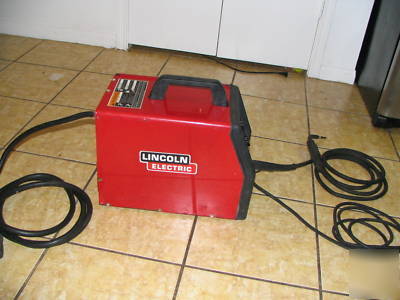 Lincoln weld-pak 155 wire feed welder