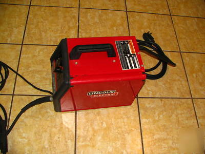 Lincoln weld-pak 155 wire feed welder