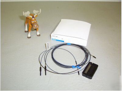 Omron E32-T24 photoelectric switch fiber cable ____D83