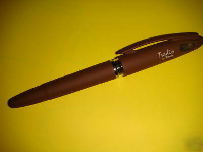 Pentel tradio energel pen 0.7MM black - brown body